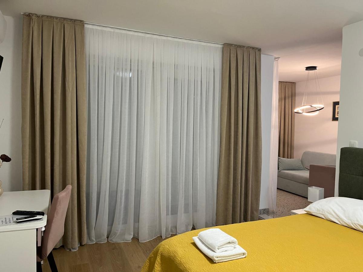 Renata Apartment *